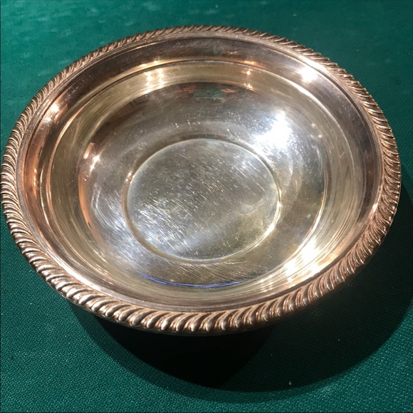 Silver Bowl by National “silver on copper” 1028 is 6 1/8” in diameter - Picture 1 of 9